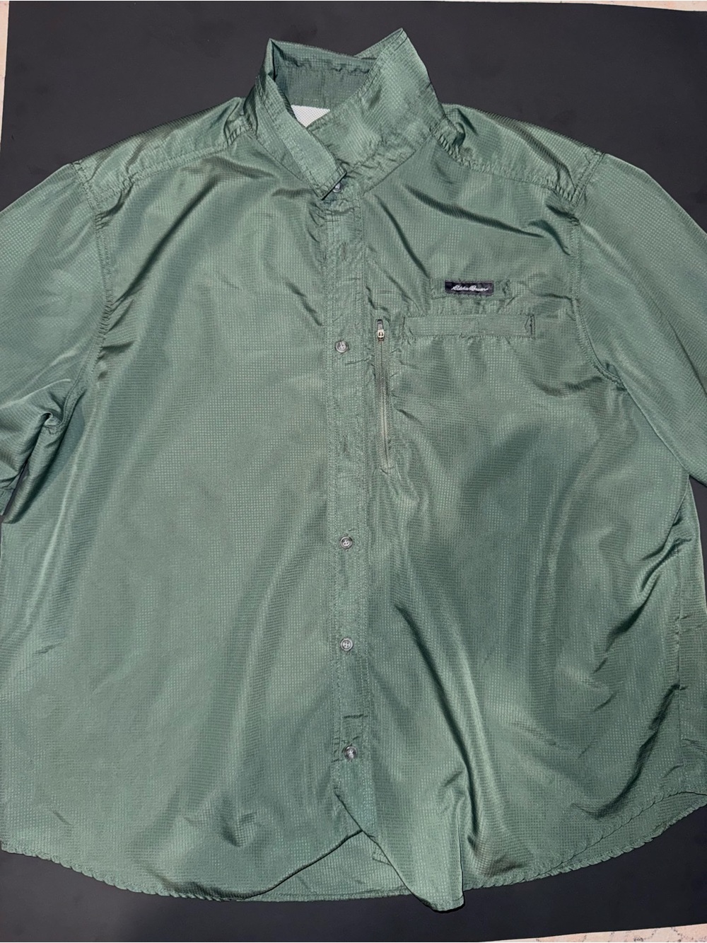 Eddie Bauer Men's Olive Green Casual Button-Down Shirt